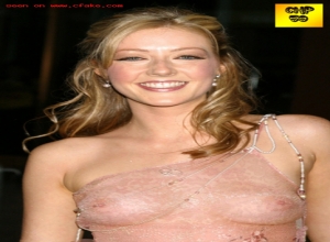 Fake : Jennifer Finnigan