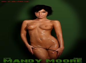 Fake : Mandy Moore