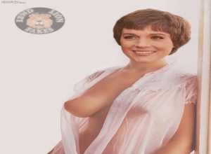 Julie Andrews  nackt